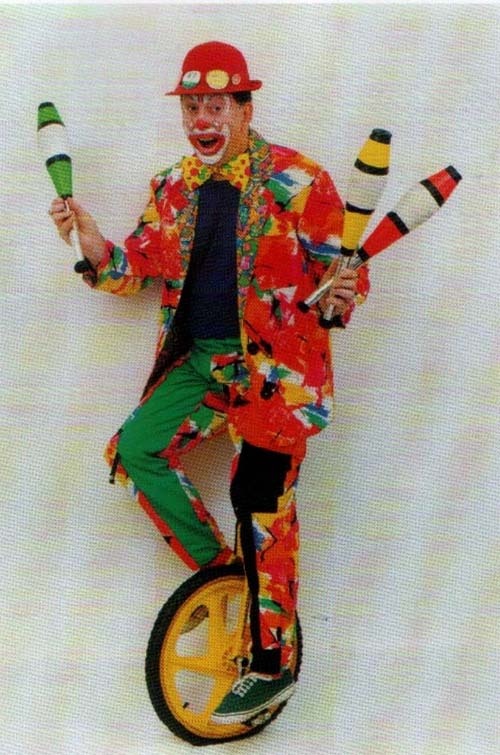 ron-popple-juggler-unicyclist.jpg